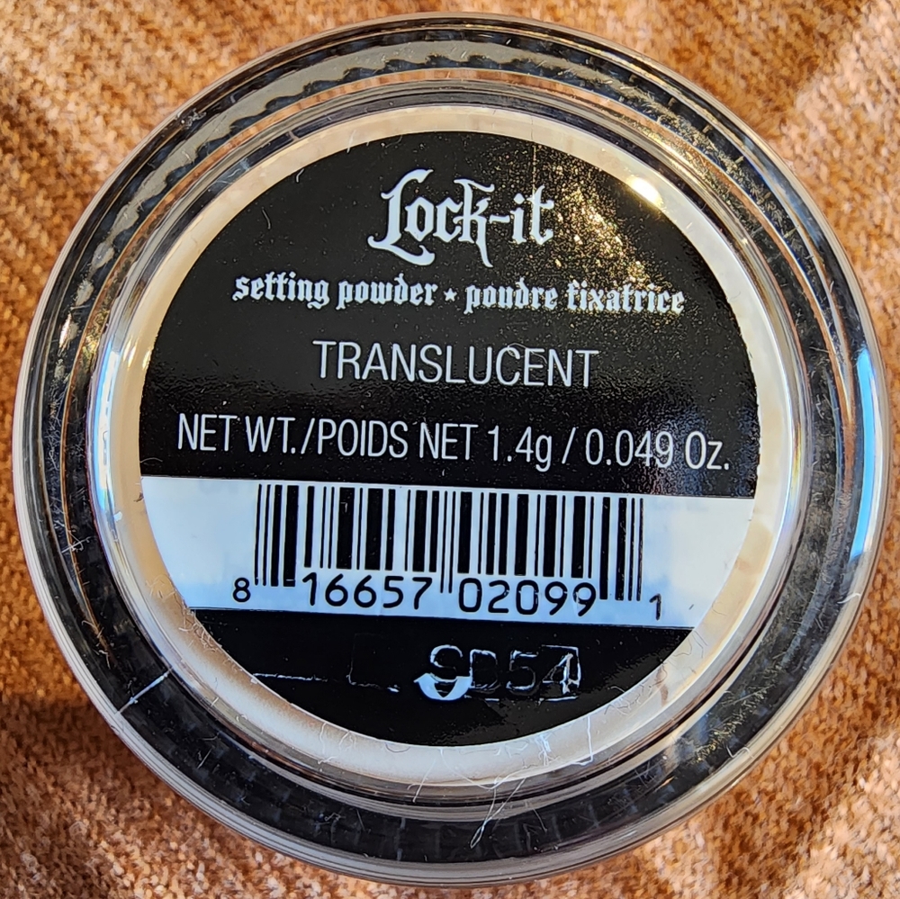 5/$25🆕️Kat Von D Lock-It Translucent Setting Powder